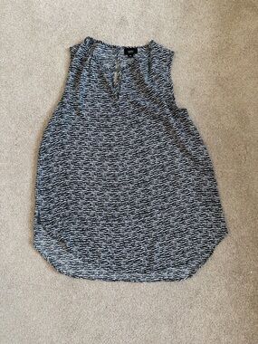 Mossimo Supply Co. Black & White Tank Top